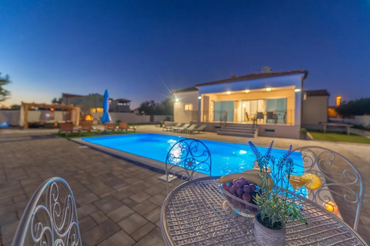 Experience Only The Best - House Kamber Biograd Na Moru