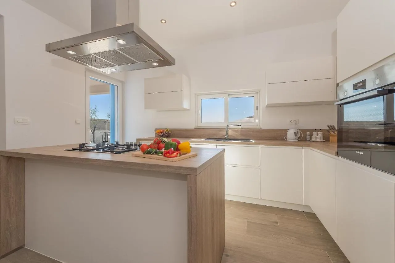 Experience Only The Best - House Kamber Biograd Na Moru